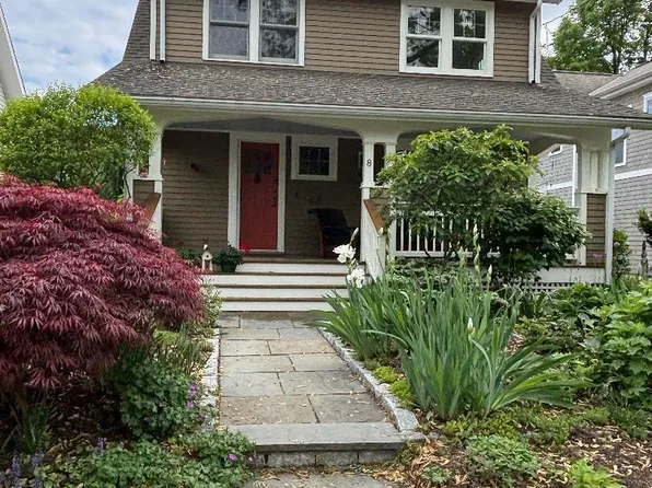 8 Roland Avenue, Norwalk, CT 06855