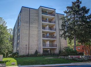 4970 Battery Ln APT 105, Bethesda, MD 20814