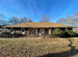 705 Village Dr, Pittsburg, KS 66762