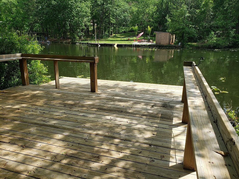 1st image of 909 Lake Asbury Dr