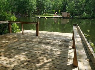 909 Lake Asbury Dr, Green Cove Springs, FL 32043