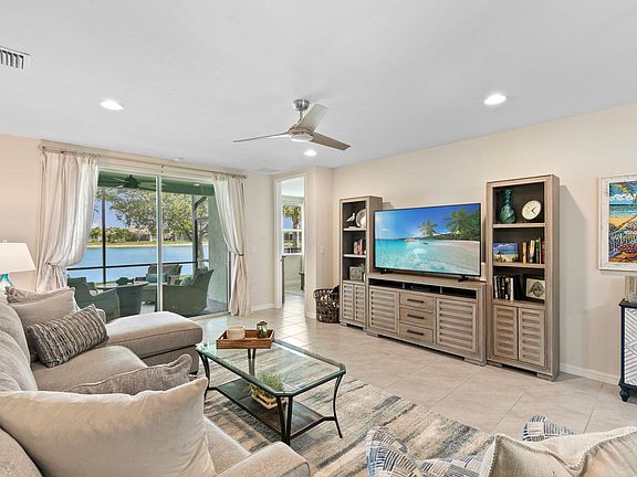 5th image of 14888 Edgewater Cir