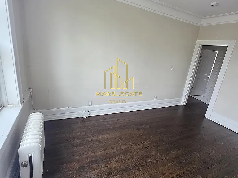 333 Park Ave #433 — Photo 2