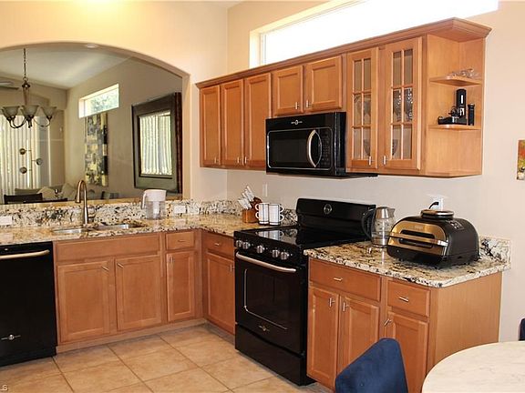 4th image of 15305 Cortona Way