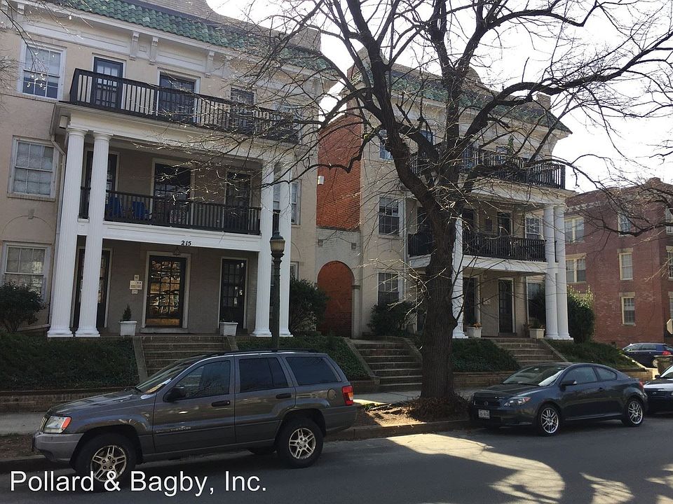 1st image of 215 S Boulevard APT 02