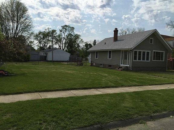 2nd image of 2117 Berkley Pl