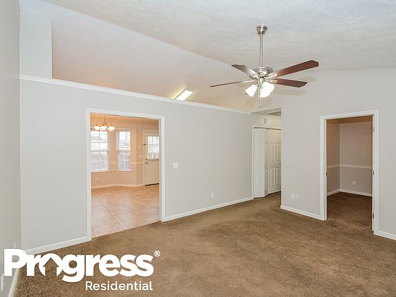 4th image of 104 Crockett Ct