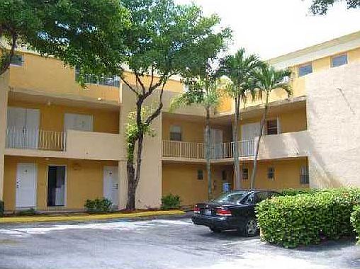 2nd image of 9363 Fontainebleau Blvd APT H234