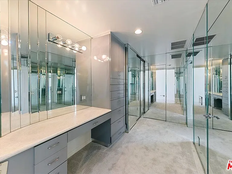 18244 Coastline Dr — Photo 7
