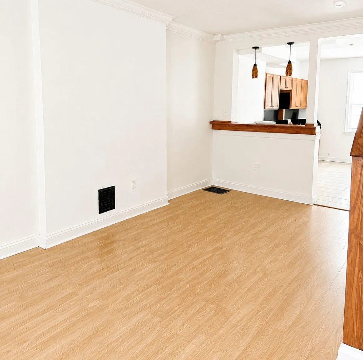 3 bed, 2.0 bath, 1600 sqft, $2,150 — Photo 3