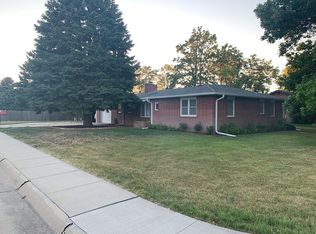 2503 W C St, North Platte, NE 69101