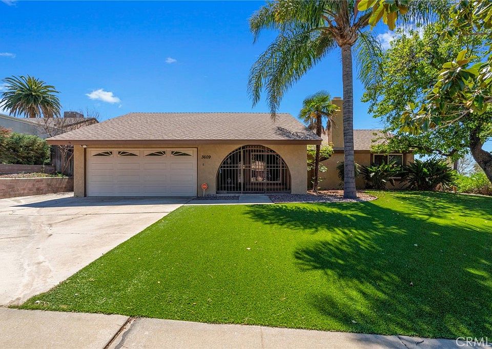 1st image of 3609 Pumalo St