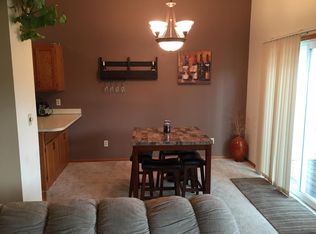 1552 Clemson Dr, Eagan, MN 55122