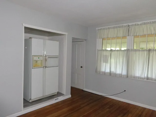 204 S 27th St — Photo 11
