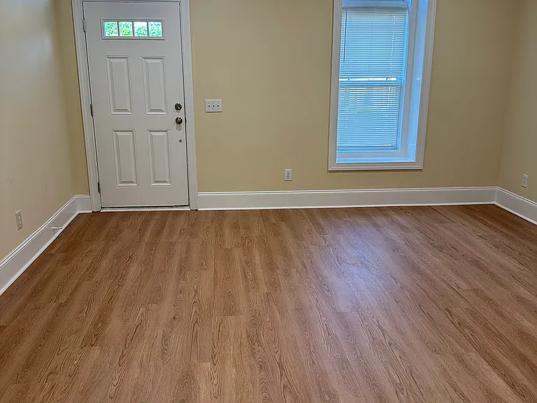 115 Windermere Dr #405 — Photo 35