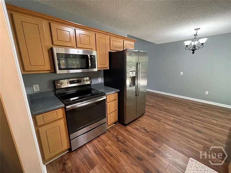 119 Mustang Dr — Photo 17