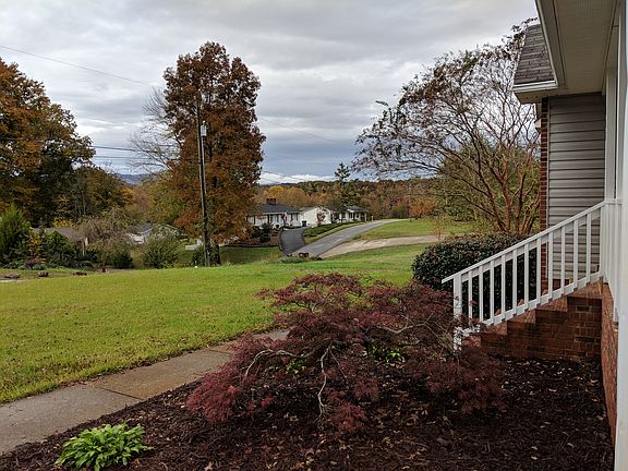 4 season mountain views
