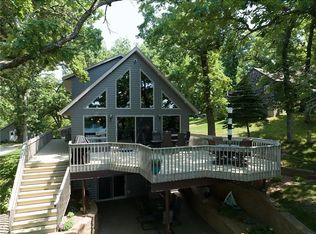 11 SW 136th St, New Richland, MN 56072