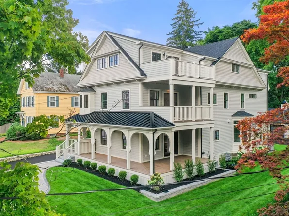 20 Lawrence St Floor 3, Wakefield, MA 01880