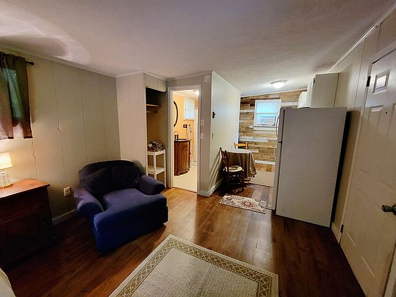 3rd image of 29 Arrowhead Ln