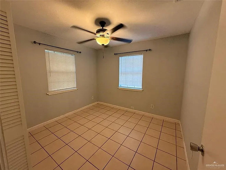 1104 E Business Highway 83 — Photo 10