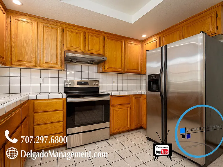 404 Phoenix Cir — Photo 11