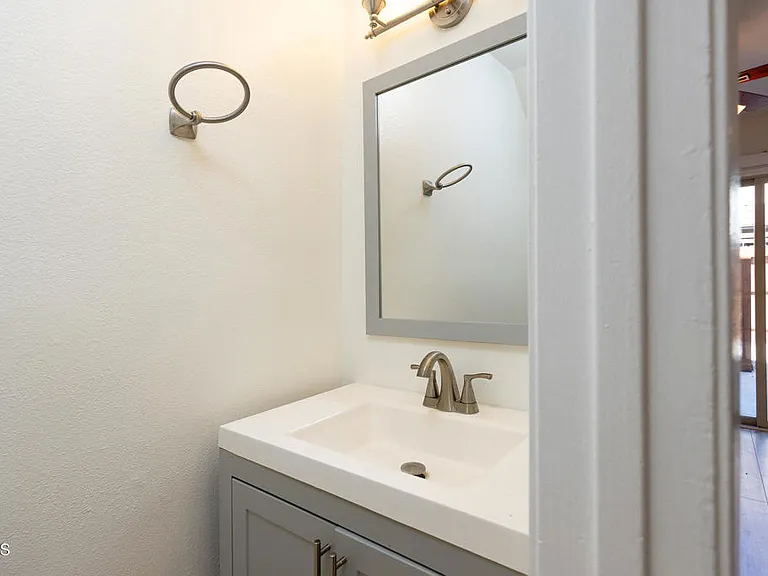 4939 Nautilus St #C — Photo 11
