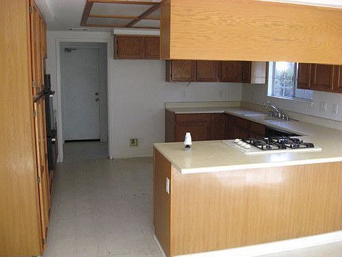 3rd image of 20042 Kayne St