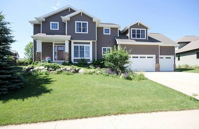 1st image of 9431 Eagle Nest Ln