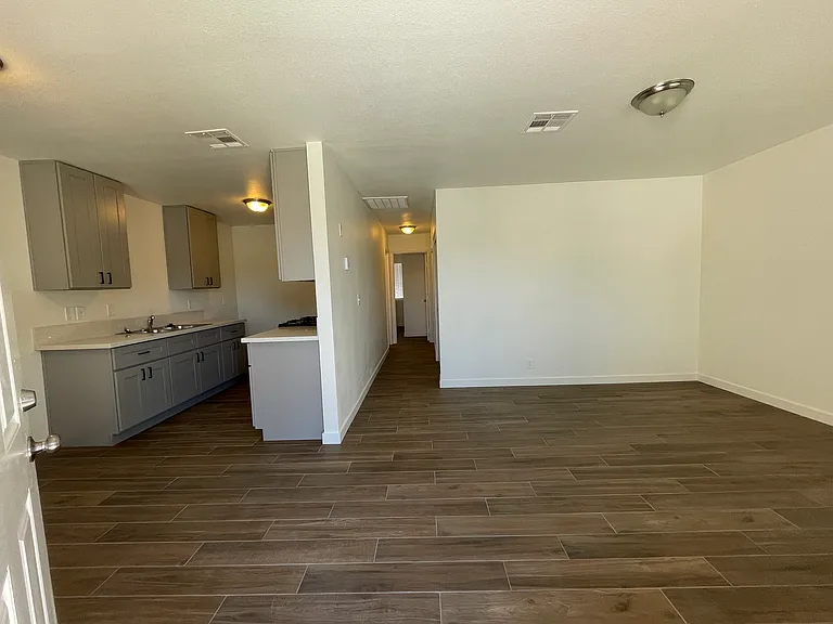 7135 Murray Ln #B — Photo 3