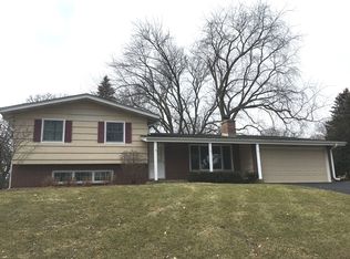 520 Berriedale Dr, Cary, IL 60013