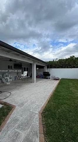 13812 SW 16th Ter — Photo 5