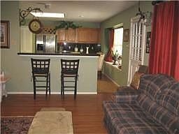5th image of 2205 S Mission Cir