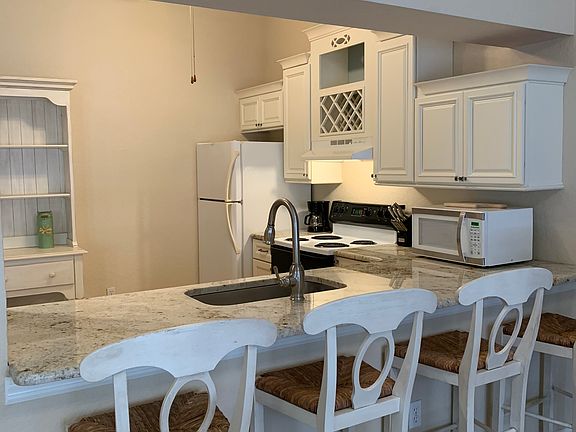 5th image of 544 High Pines Ct