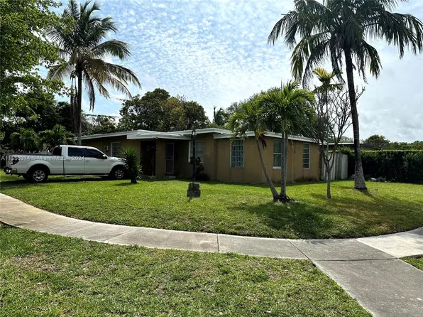 14240 NE 8th Ave, North Miami, FL 33161