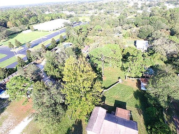 5th image of 4275 Dorwood Dr