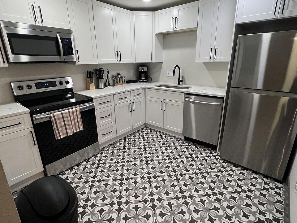 1st image of 630 E 16th Ave #3