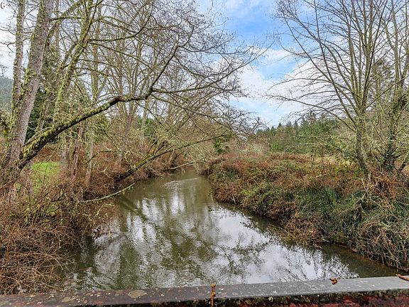 3rd image of Upper Cow Creek Rd