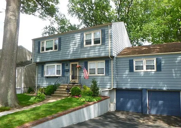 4 bed, $4,200 — Photo 2