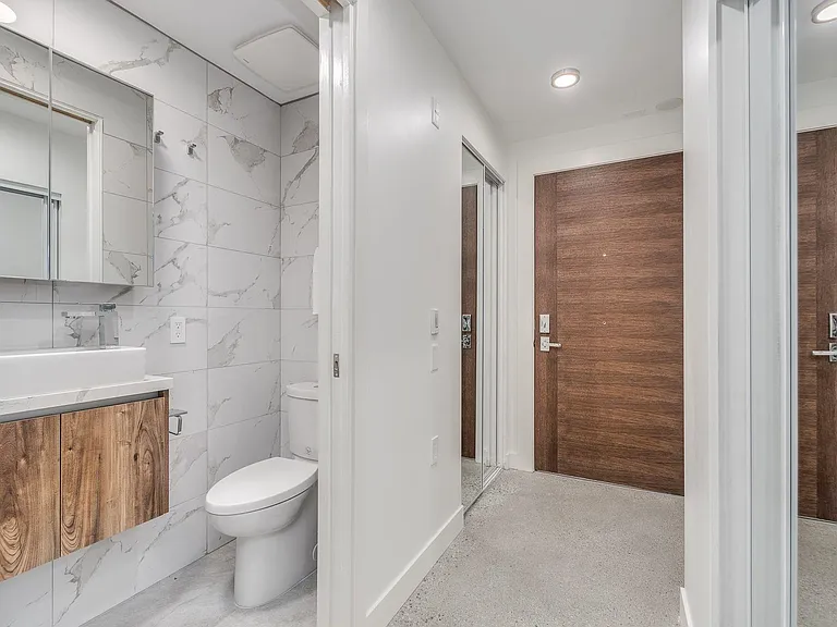 1170 Barclay St #304 — Photo 6