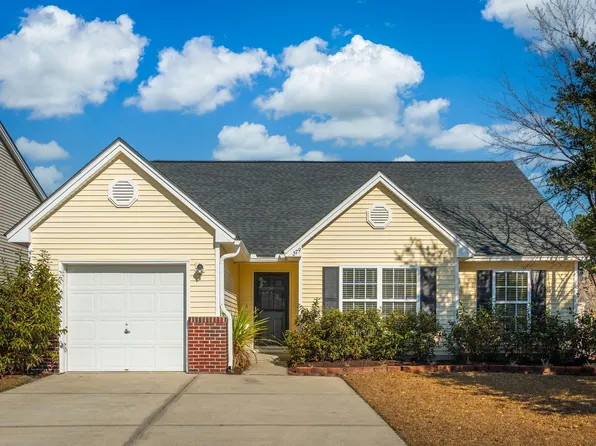 279 Avonshire Dr, Summerville, SC 29483