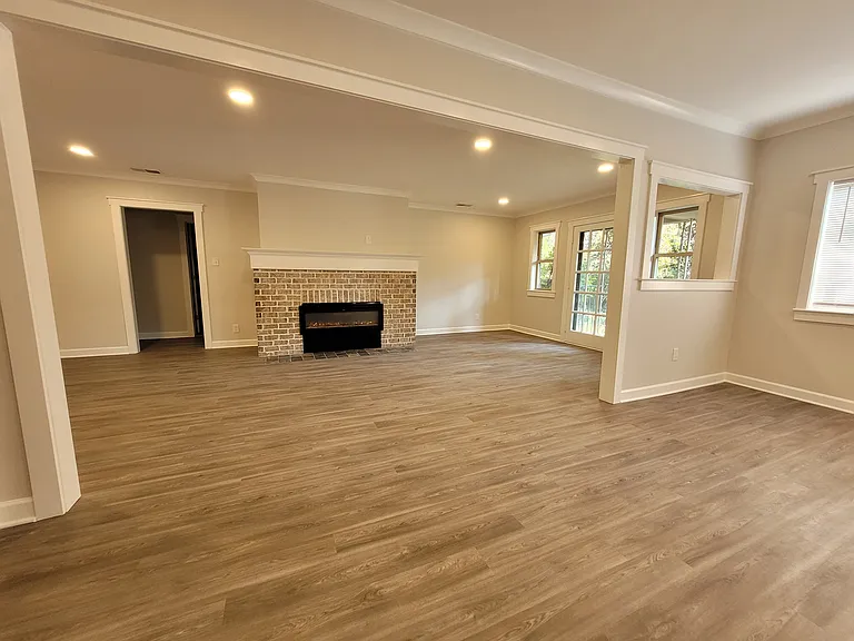 1436 Pecan Trees Dr — Photo 7