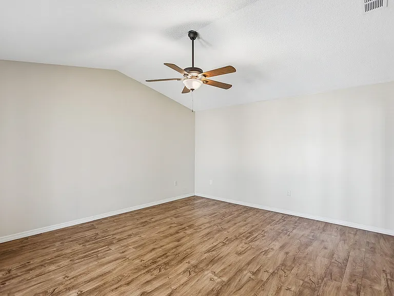 11206 Longwood Ct — Photo 27