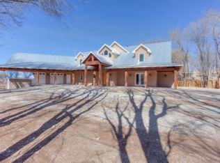 105 Ranchitos Rd, Corrales, NM 87048