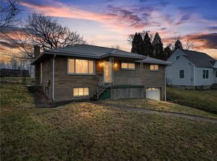 2142 Moredale St, Pittsburgh, PA 15210