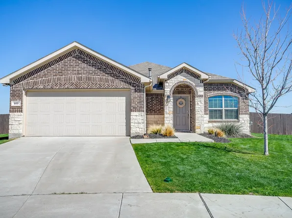 800 Amberwood Ct, Haslet, TX 76052