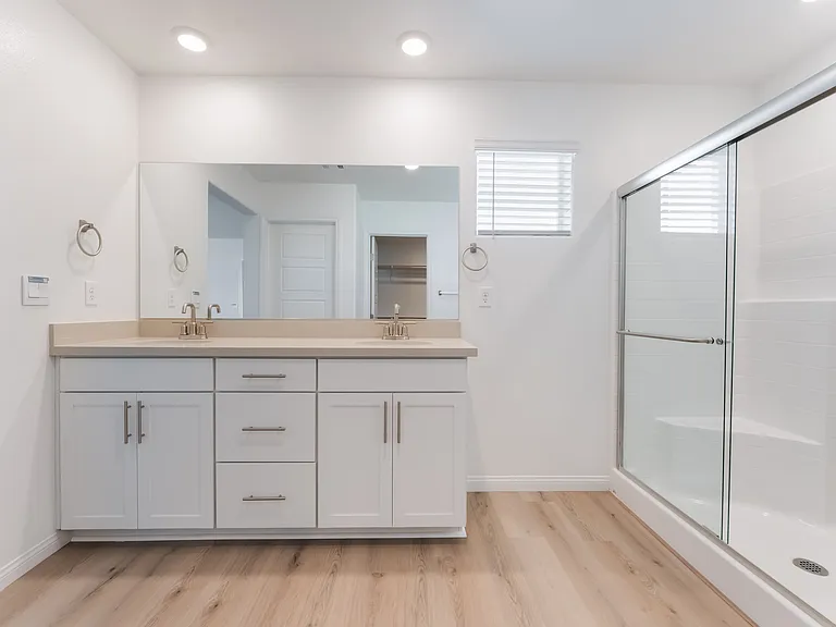 6217 Seastrand St — Photo 21
