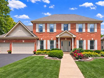 40W434 Taylor Caldwell St, St Charles, IL, 60175