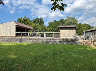 443 J W Bailey Rd, Calhoun, KY 42327