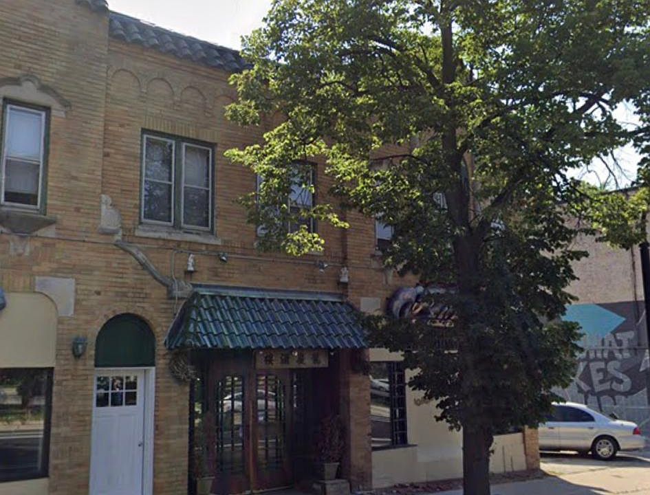 1st image of 3528 N Oakland Ave #5